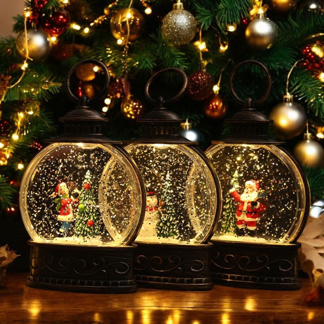 Christmas Snow Globe Lantern: Nativity Scene Wind Lamp